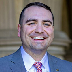 Jon Clark Teglas